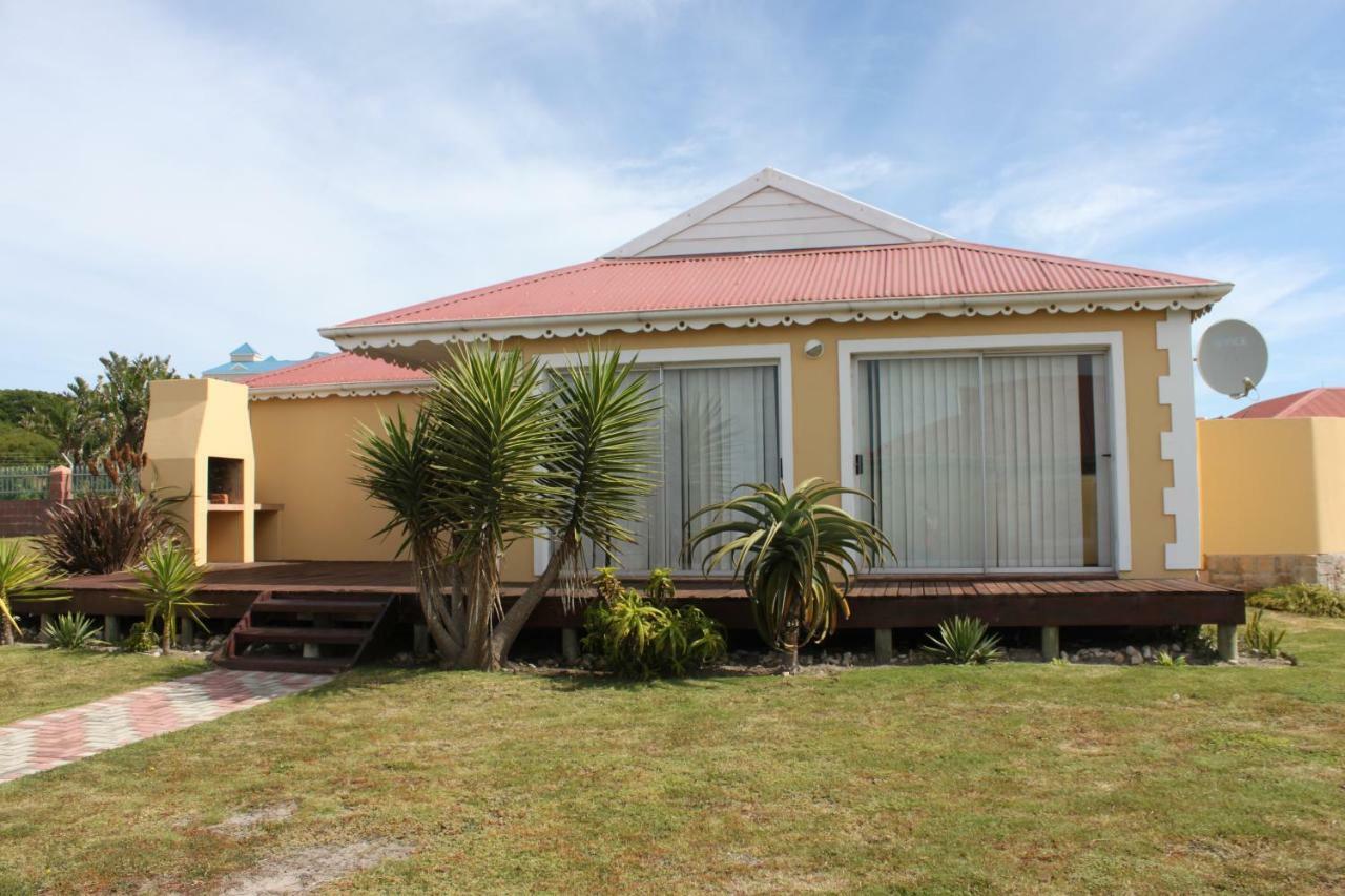 Marina Sands Villa Jeffreys Bay Exterior photo